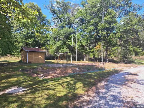 9320 E Chestnut Rd, Mount Vernon, IL 62864 photo 6
