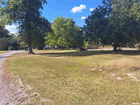 9320 E Chestnut Rd, Mount Vernon, IL 62864 photo 5