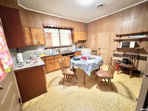 301 N 17th St, Herrin, IL 62948 photo 4