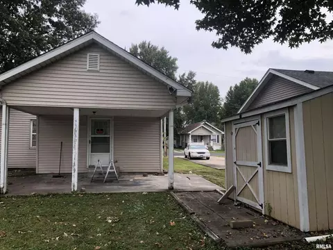 808 E Carter St, Marion, IL 62959 photo 10