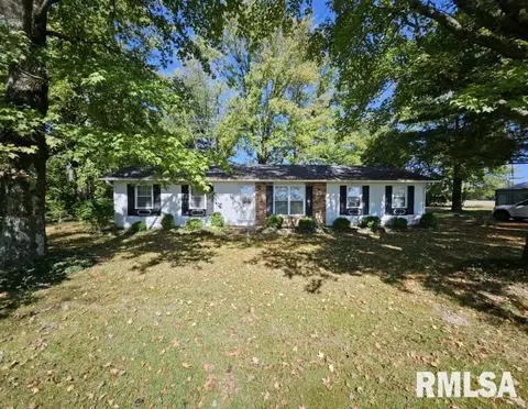 15780 E Breezeway Rd, Texico, IL 62889