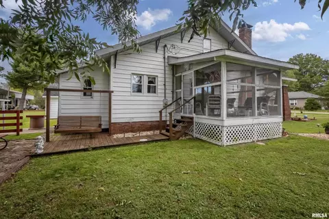 301 N Division St, Pittsburg, IL 62974 photo 26