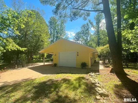 194 Peachtree Ln, Carbondale, IL 62902