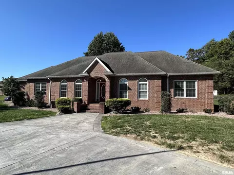 2772 Kokopelli Dr, Marion, IL 62959