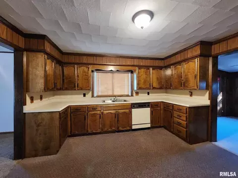 515 E Marion St, Marion, IL 62959 photo 12