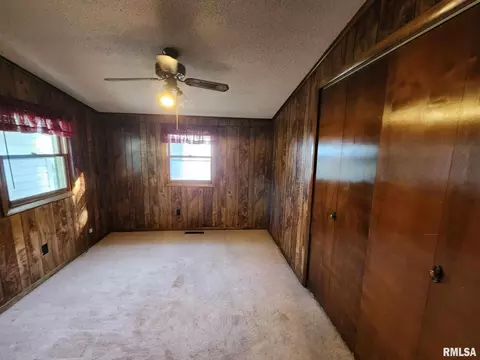 515 E Marion St, Marion, IL 62959 photo 15