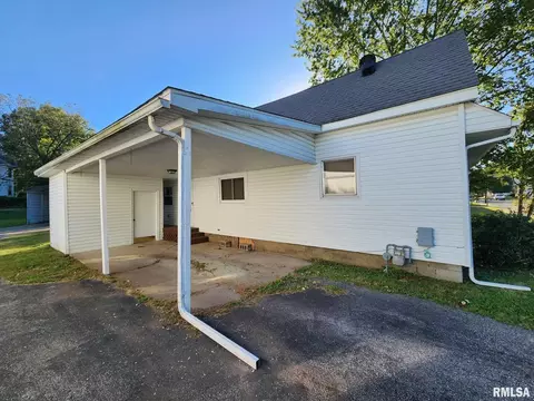 515 E Marion St, Marion, IL 62959 photo 4