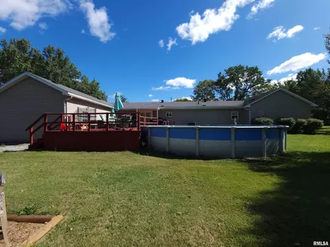 810 Karel Park Rd, Eldorado, IL 62930 photo 4