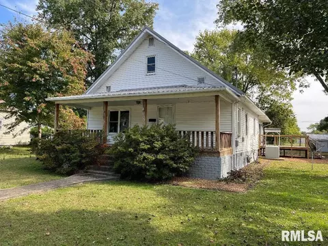 209 S Sims St, Royalton, IL 62983