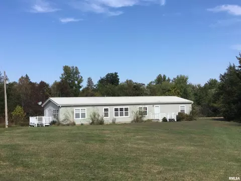 1335 Union Springs Rd, Cobden, IL 62920
