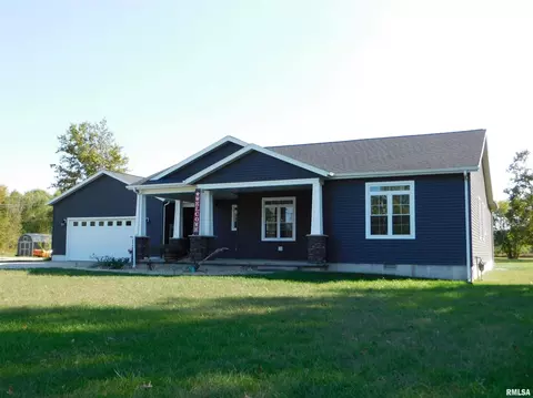 3286 Red Stripe Rd, Salem, IL 62881