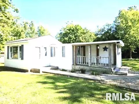 108 Juneberry Dr, Flora, IL 62839 photo 3