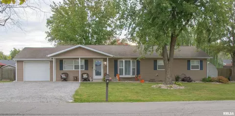 510 Roddy Rd, Salem, IL 62881