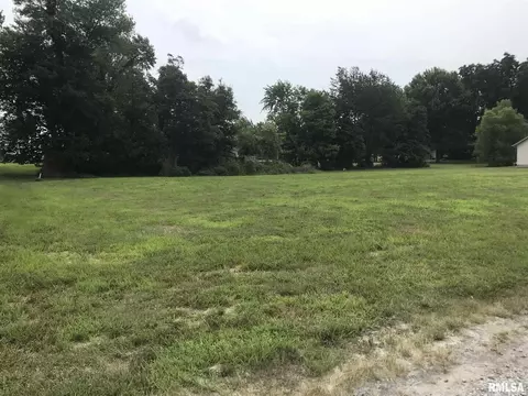 12171 Blue Sky Dr, Marion, IL 62959