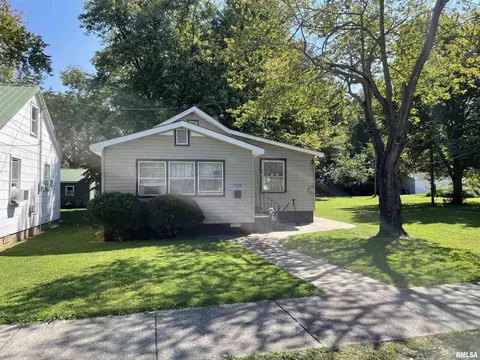 1708 Mccrary St, Metropolis, IL 62960