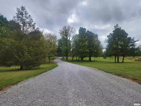 215 Ozark Rd, Simpson, IL 62985 photo 4