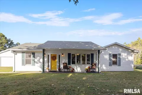 2650 Dogwood Rd, Carbondale, IL 62902