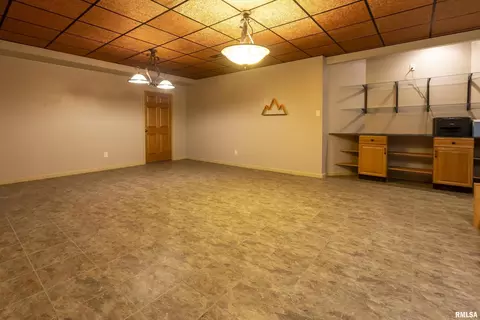 500 Insignia Dr, Herrin, IL 62948 photo 27