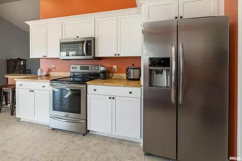 500 Insignia Dr, Herrin, IL 62948 photo 13