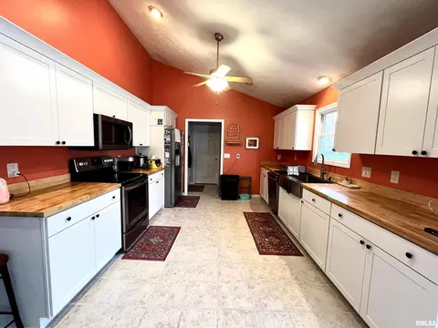 500 Insignia Dr, Herrin, IL 62948 photo 56