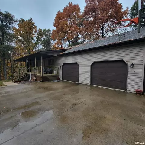 13240 E Smith Rd, Mount Vernon, IL 62864 photo 5