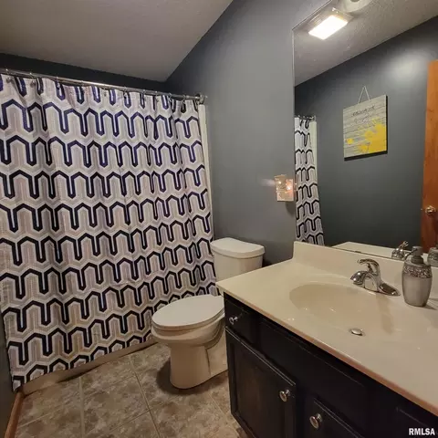 13240 E Smith Rd, Mount Vernon, IL 62864 photo 20