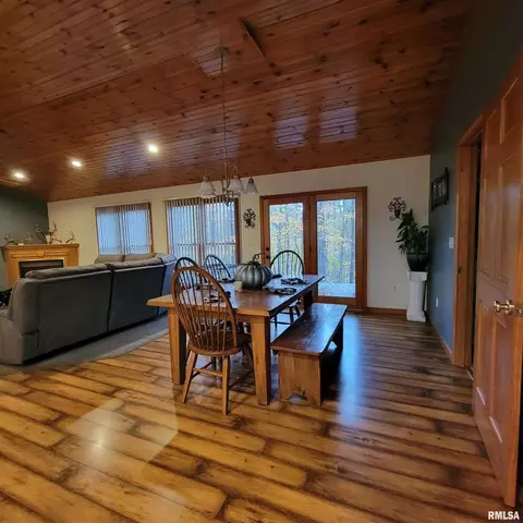 13240 E Smith Rd, Mount Vernon, IL 62864 photo 15