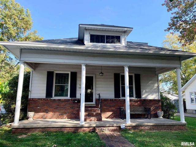 417 S Calumet St, Marion, IL 62959