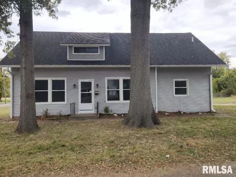 520 S 19th St, Herrin, IL 62948