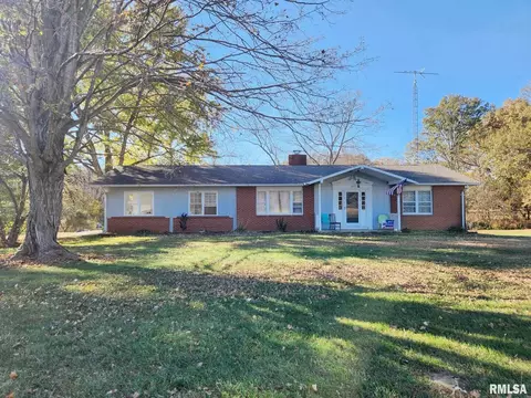 14679 N County Farm Ln, Mount Vernon, IL 62864