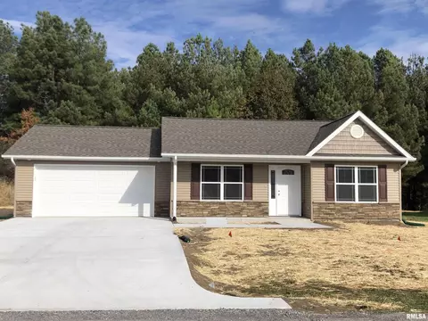 106 Olivia Dr, Marion, IL 62959
