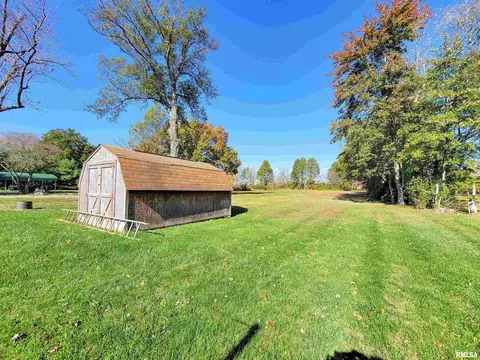 8433 Old Highway 50, Flora, IL 62839 photo 2