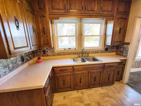 8433 Old Highway 50, Flora, IL 62839 photo 15