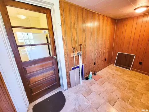 8433 Old Highway 50, Flora, IL 62839 photo 42