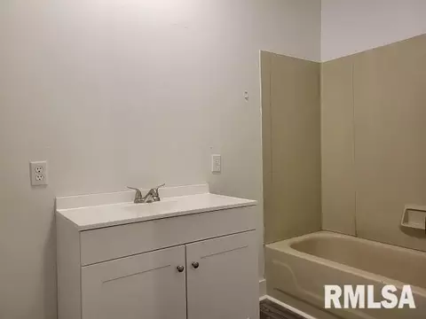 105 Norris St, Anna, IL 62906 photo 11