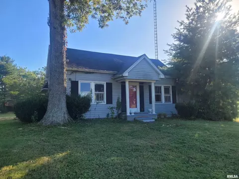 8959 N Matisse Ln, Mount Vernon, IL 62864