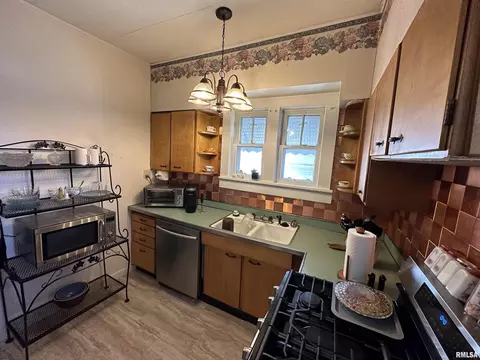 2032 Elm St, Murphysboro, IL 62966 photo 15