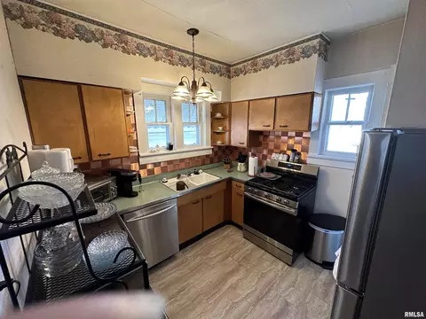 2032 Elm St, Murphysboro, IL 62966 photo 14