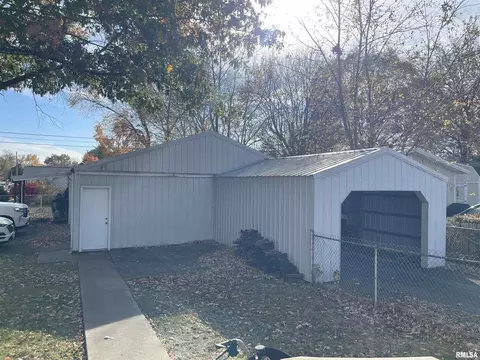 607 E Carter St, Marion, IL 62959 photo 18