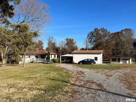1876 S Route 37 Hwy, Marion, IL 62959
