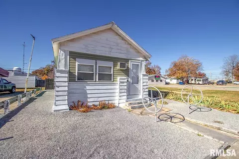 622 S Poplar St, Centralia, IL 62801