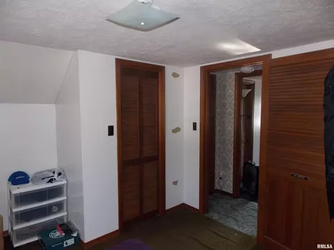 110 W Hardin St, Centralia, IL 62801 photo 14
