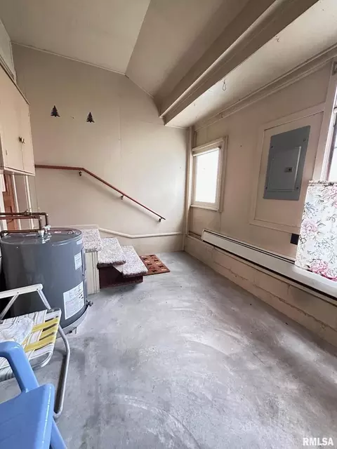 809 N Granite St, Marion, IL 62959 photo 12