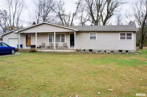 542 Tucker Ln, Metropolis, IL 62960