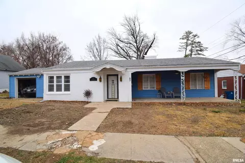 27 Rushton Dr, Mount Vernon, IL 62864