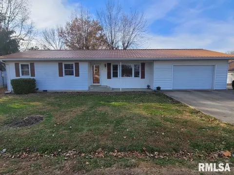 508 N Hancock St, Mcleansboro, IL 62859