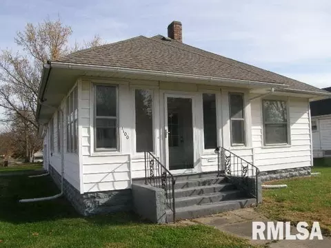 1100 S 12th St, Herrin, IL 62948