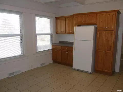 1100 S 12th St, Herrin, IL 62948 photo 7