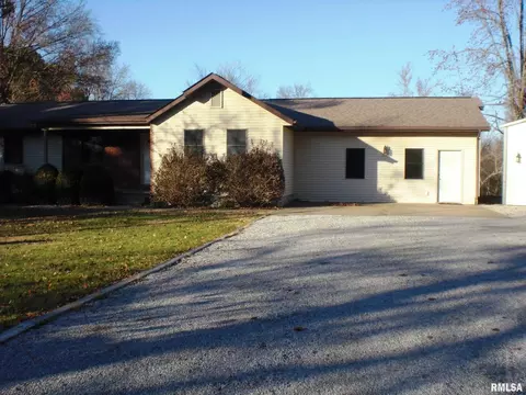 11336 Sunderland Rd, Marion, IL 62959