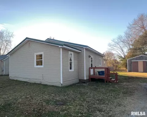116 N Dean St, Royalton, IL 62983